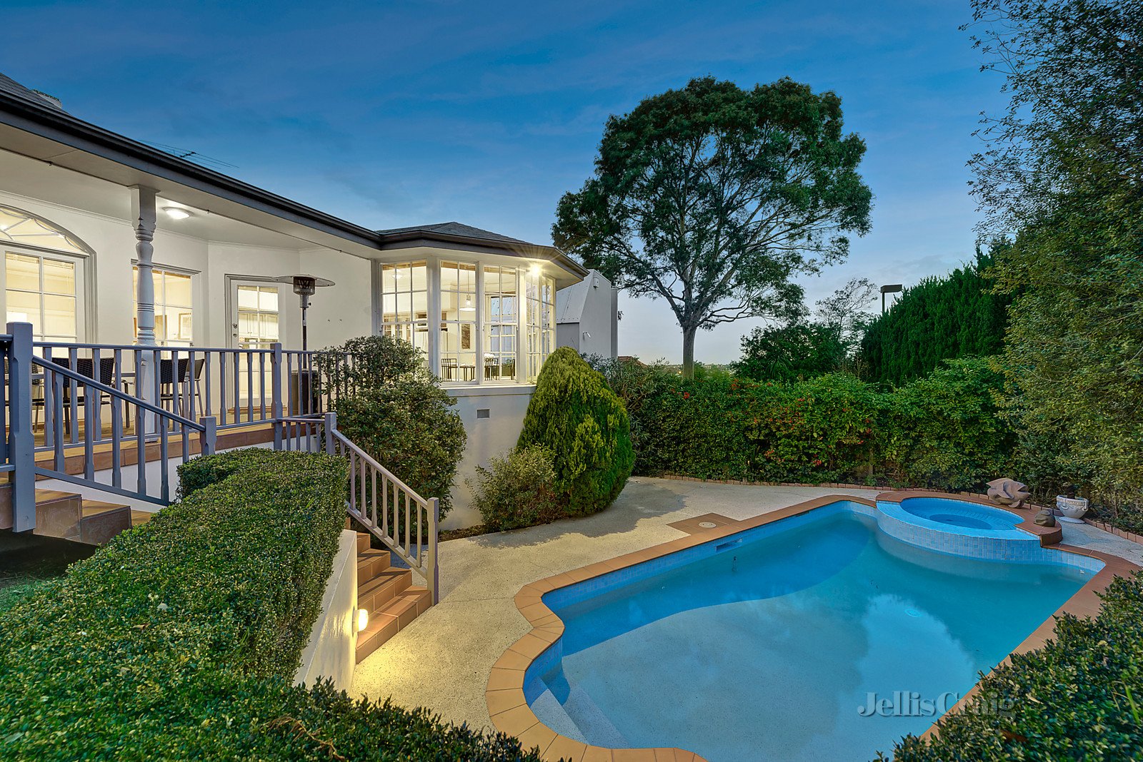 9 Tara Avenue, Kew image 11