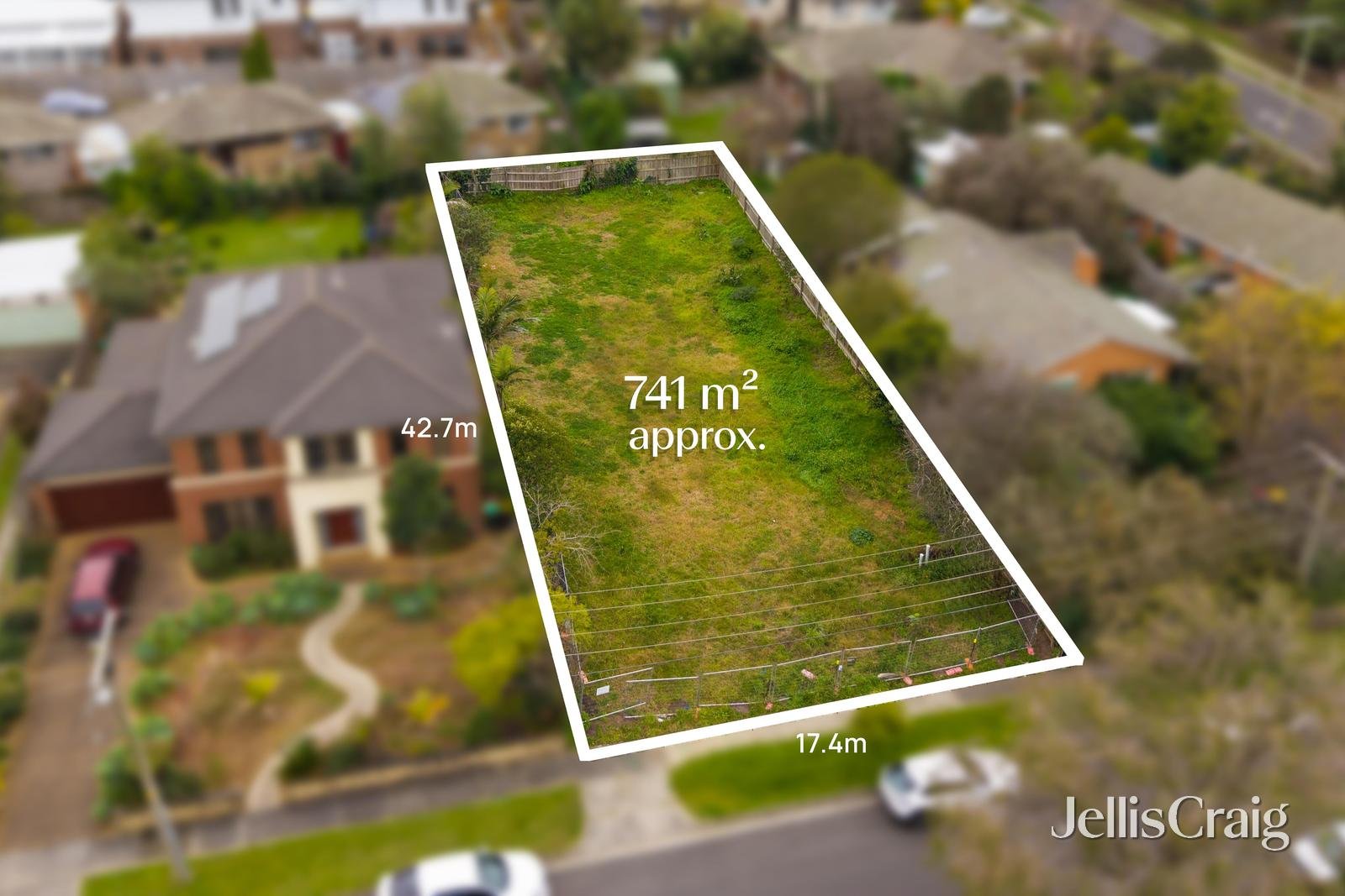 9 Taroona Avenue, Mount&nbsp;Waverley image 2