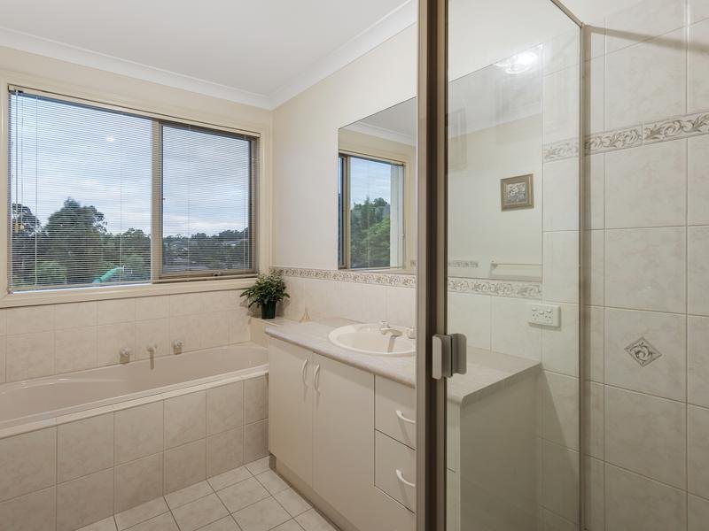 9 The Elms, Donvale image 12