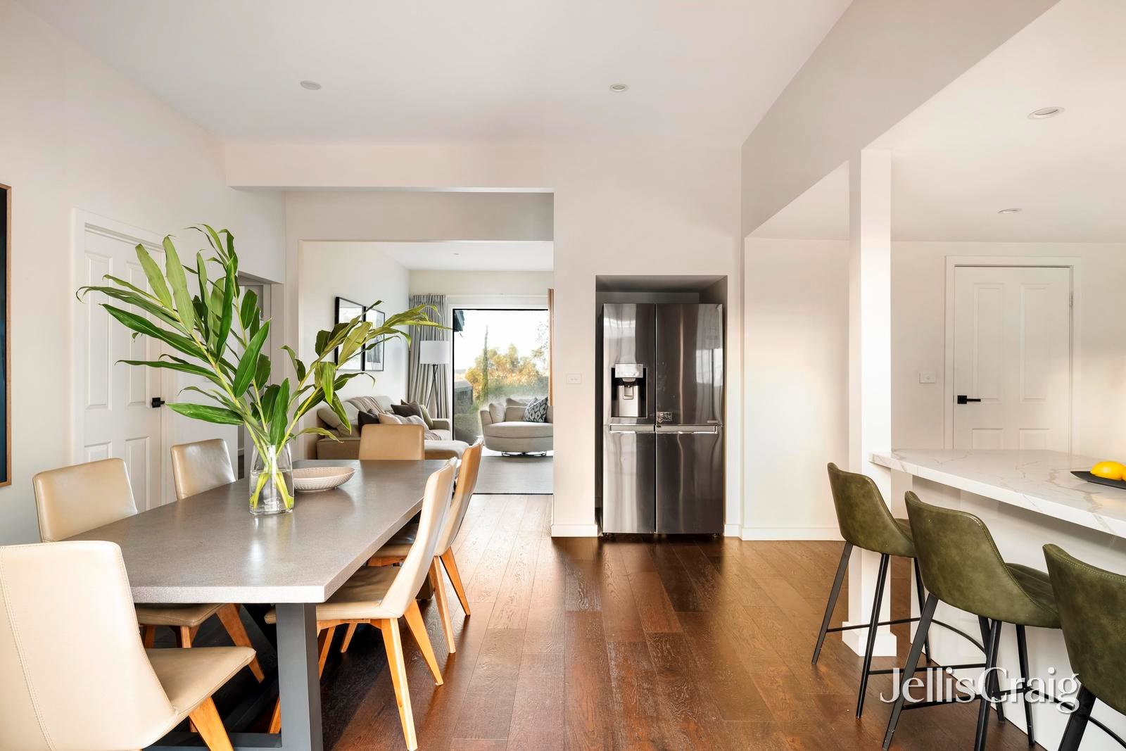 9 The Panorama, Eaglemont image 4