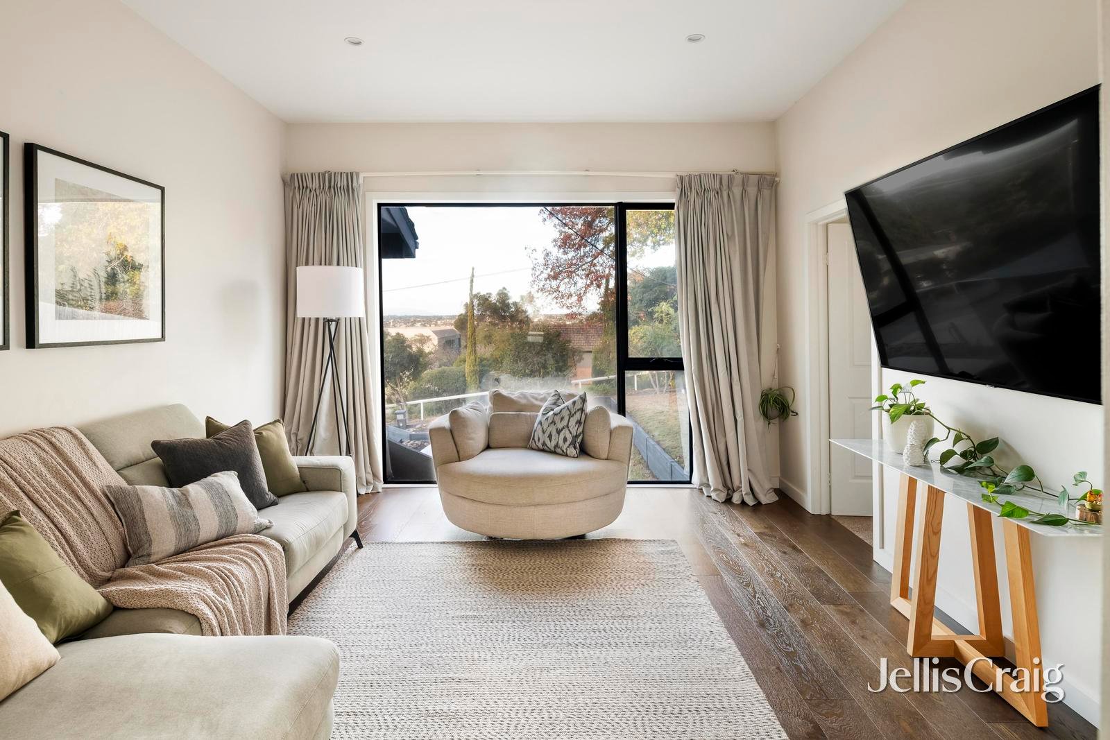 9 The Panorama, Eaglemont image 5