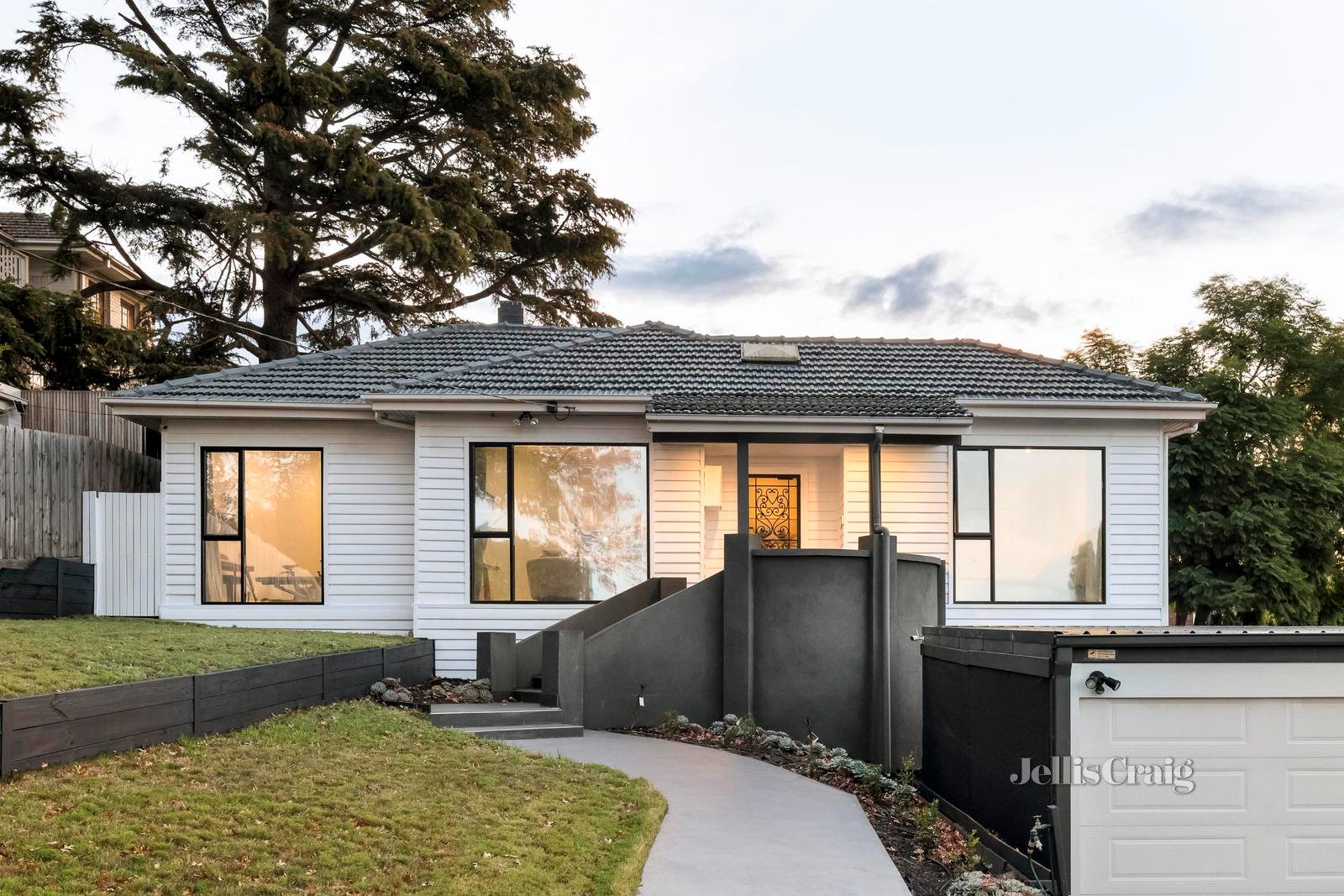 9 The Panorama, Eaglemont image 1