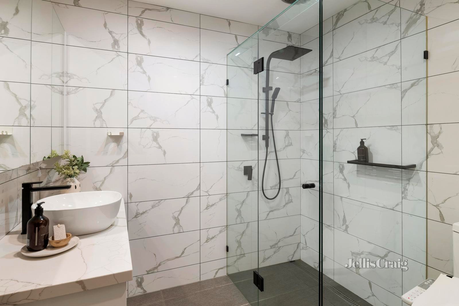 9 The Panorama, Eaglemont image 14