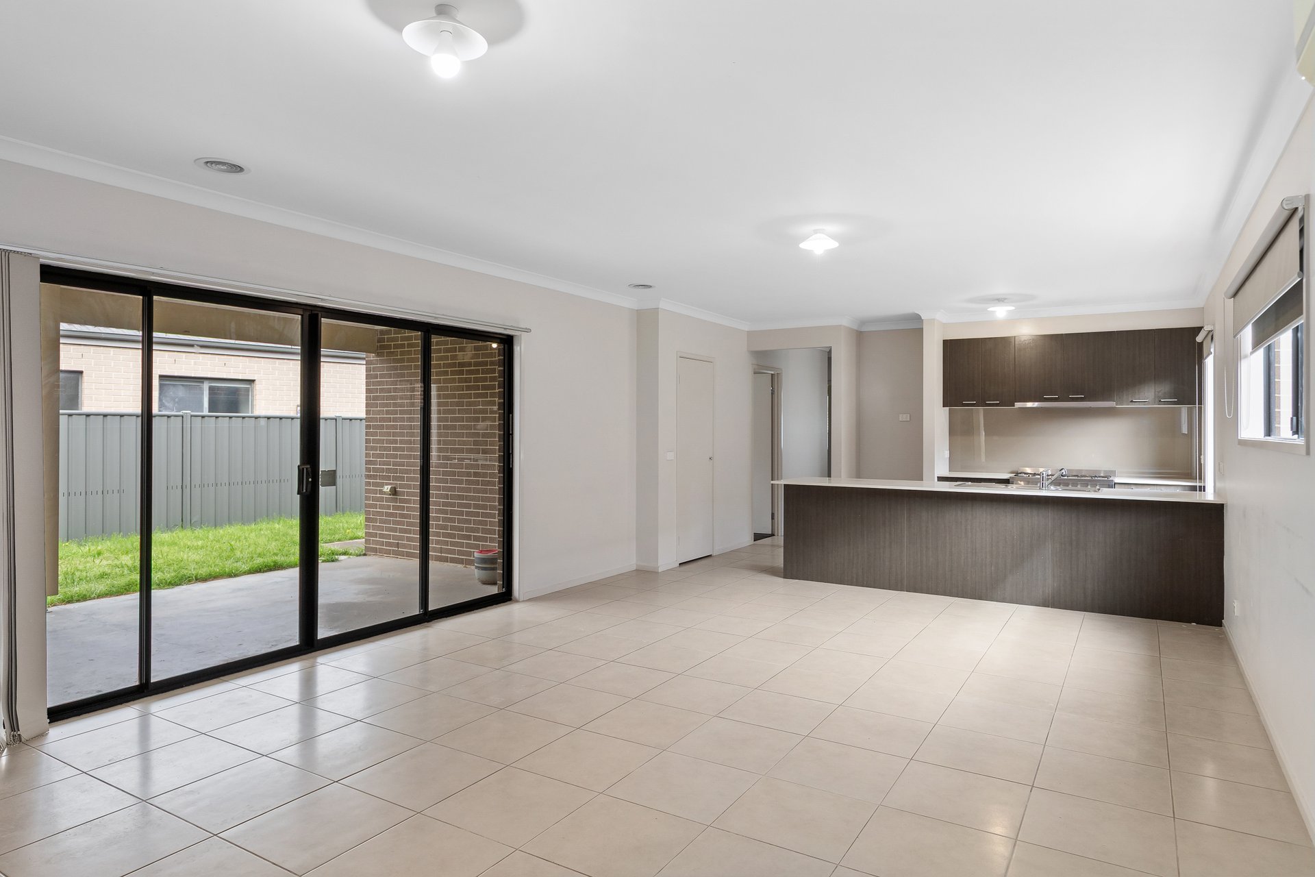 9 Torbreck Avenue, South Morang image 3