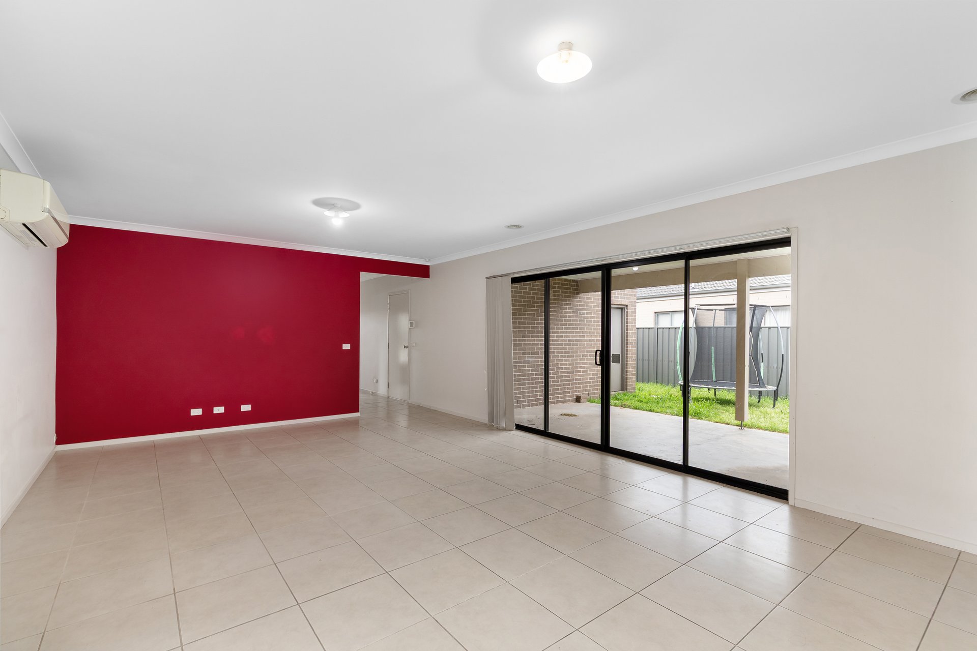9 Torbreck Avenue, South Morang image 4