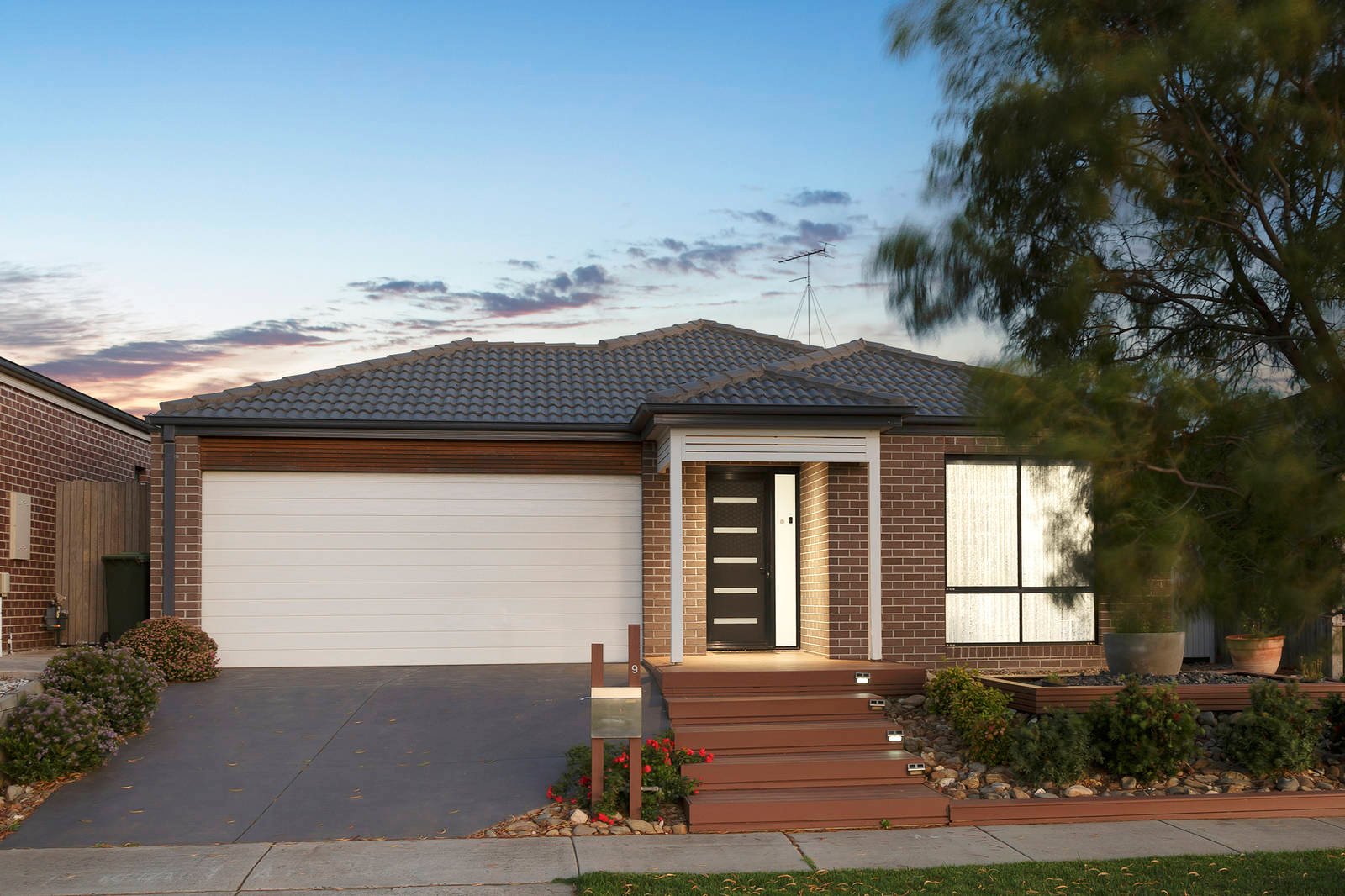 Property Gallery - Main Image