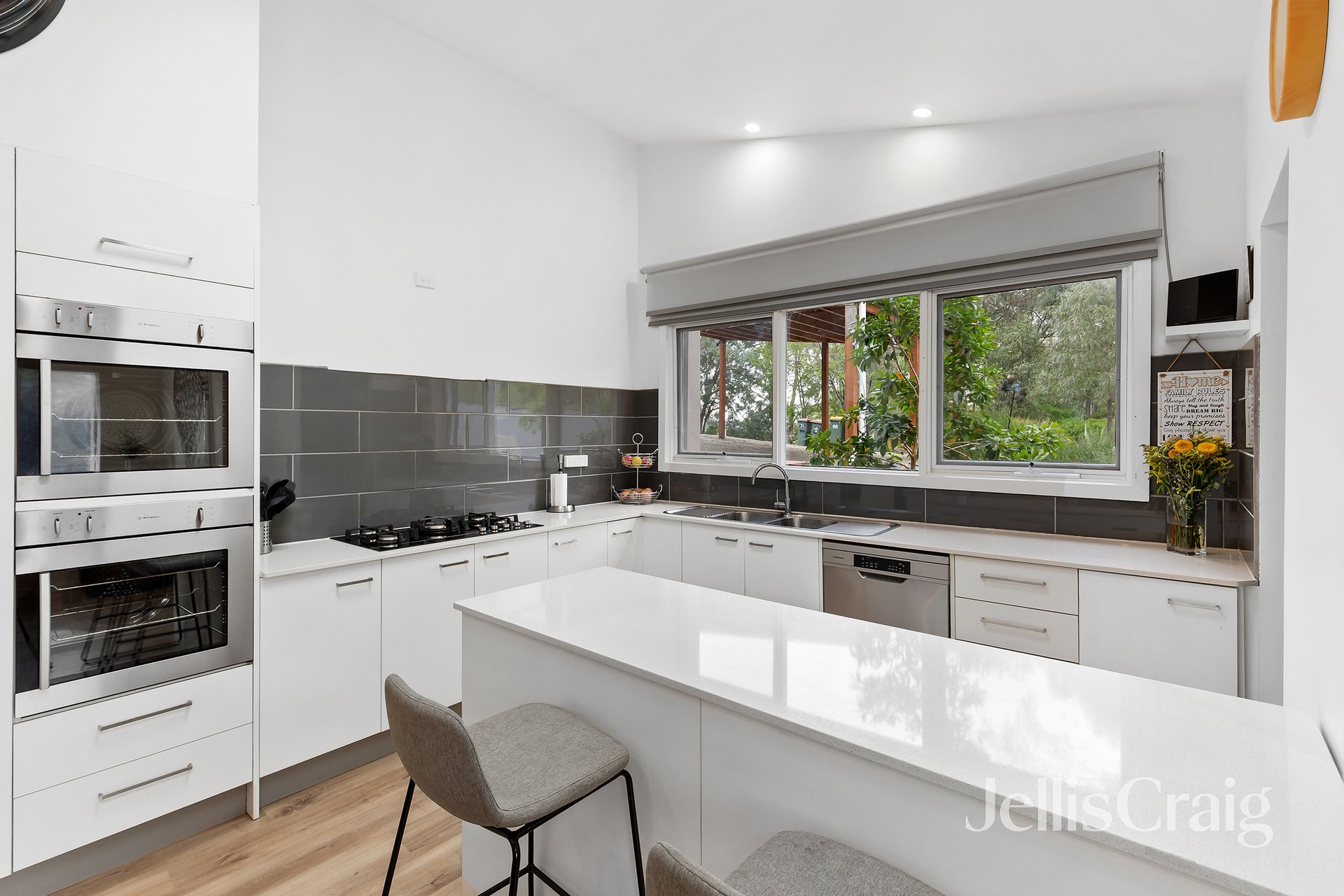 9 Valias Street, North&nbsp;Warrandyte image 4