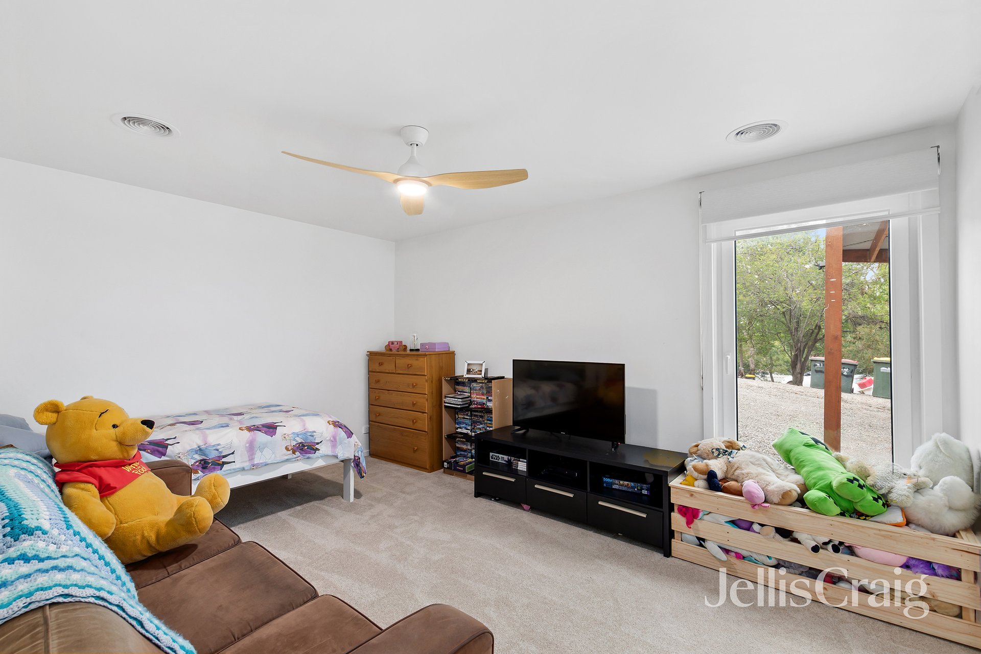 9 Valias Street, North&nbsp;Warrandyte image 8