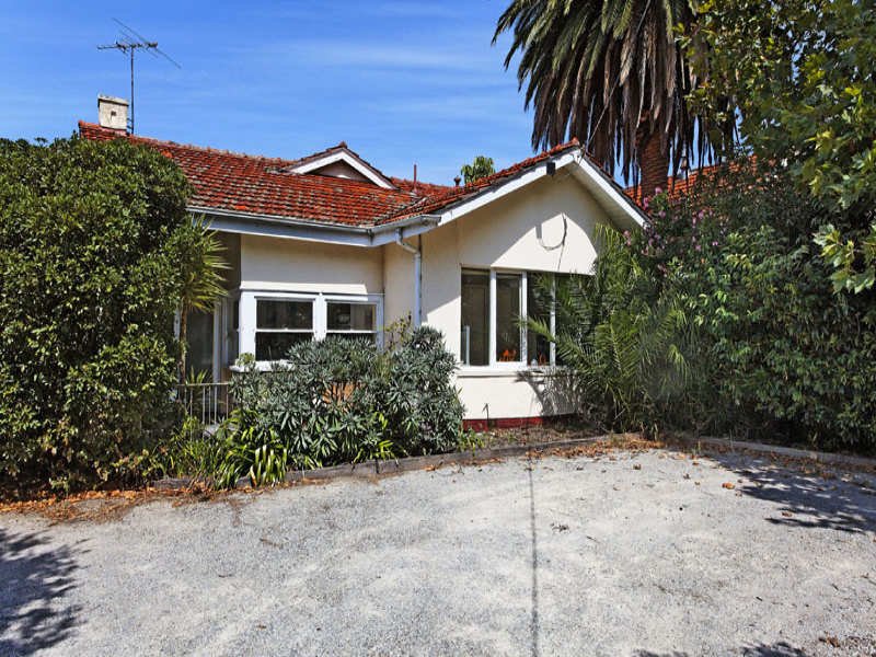 9 Vautier Street, Elwood image 1