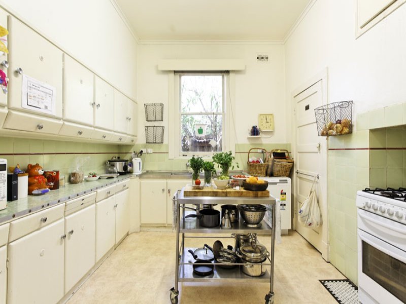 9 Vautier Street, Elwood image 6