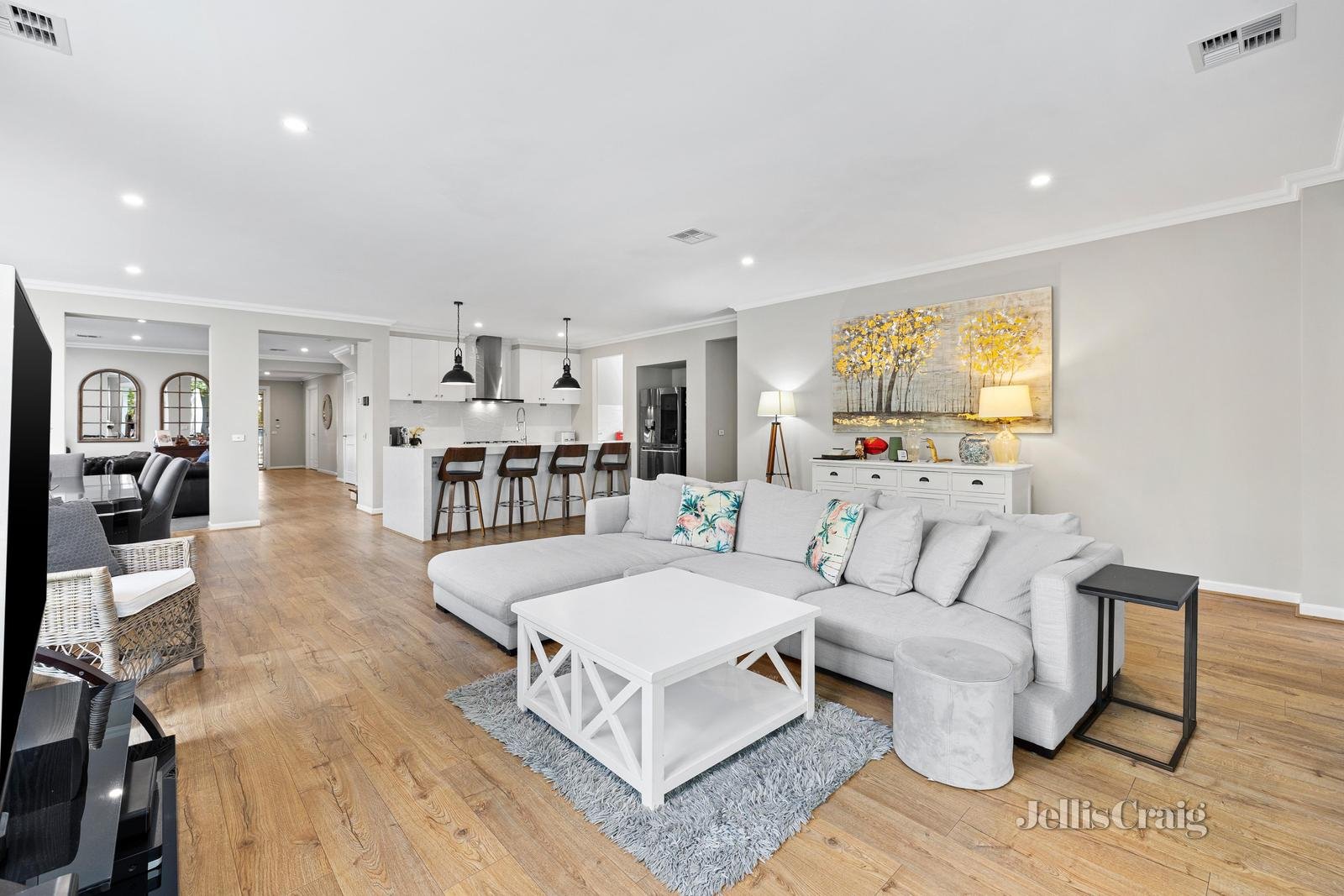 9 Venice Street, Box Hill South image 7