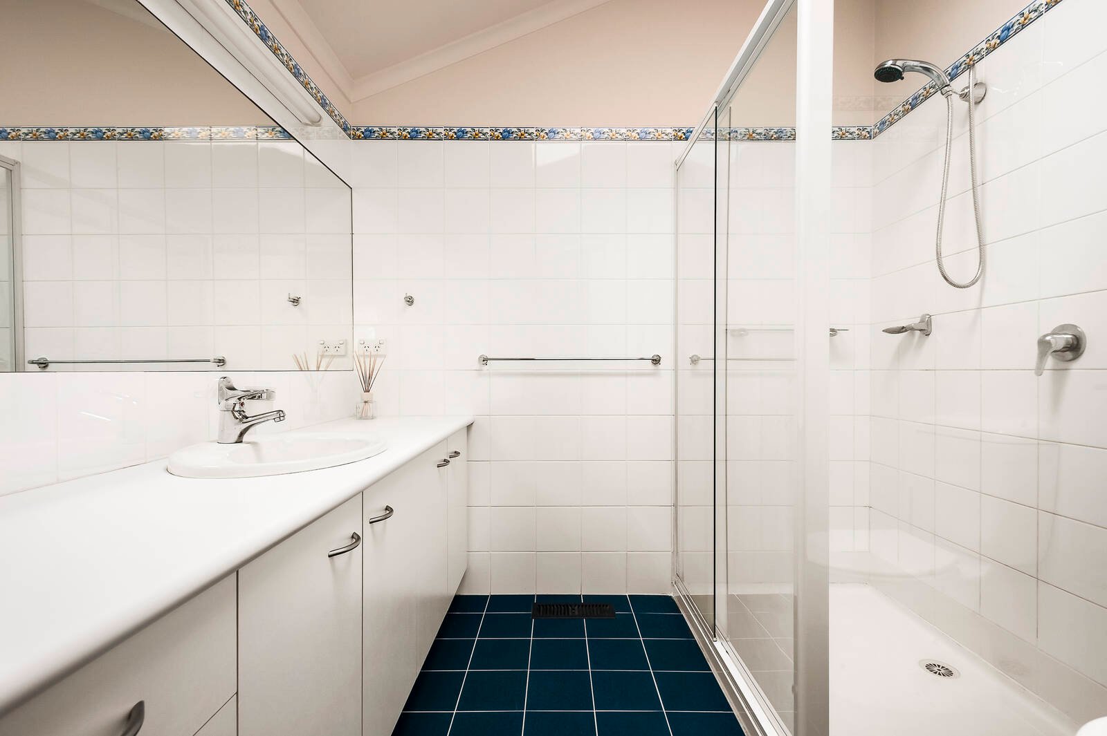 Property Gallery Thumbnail 5