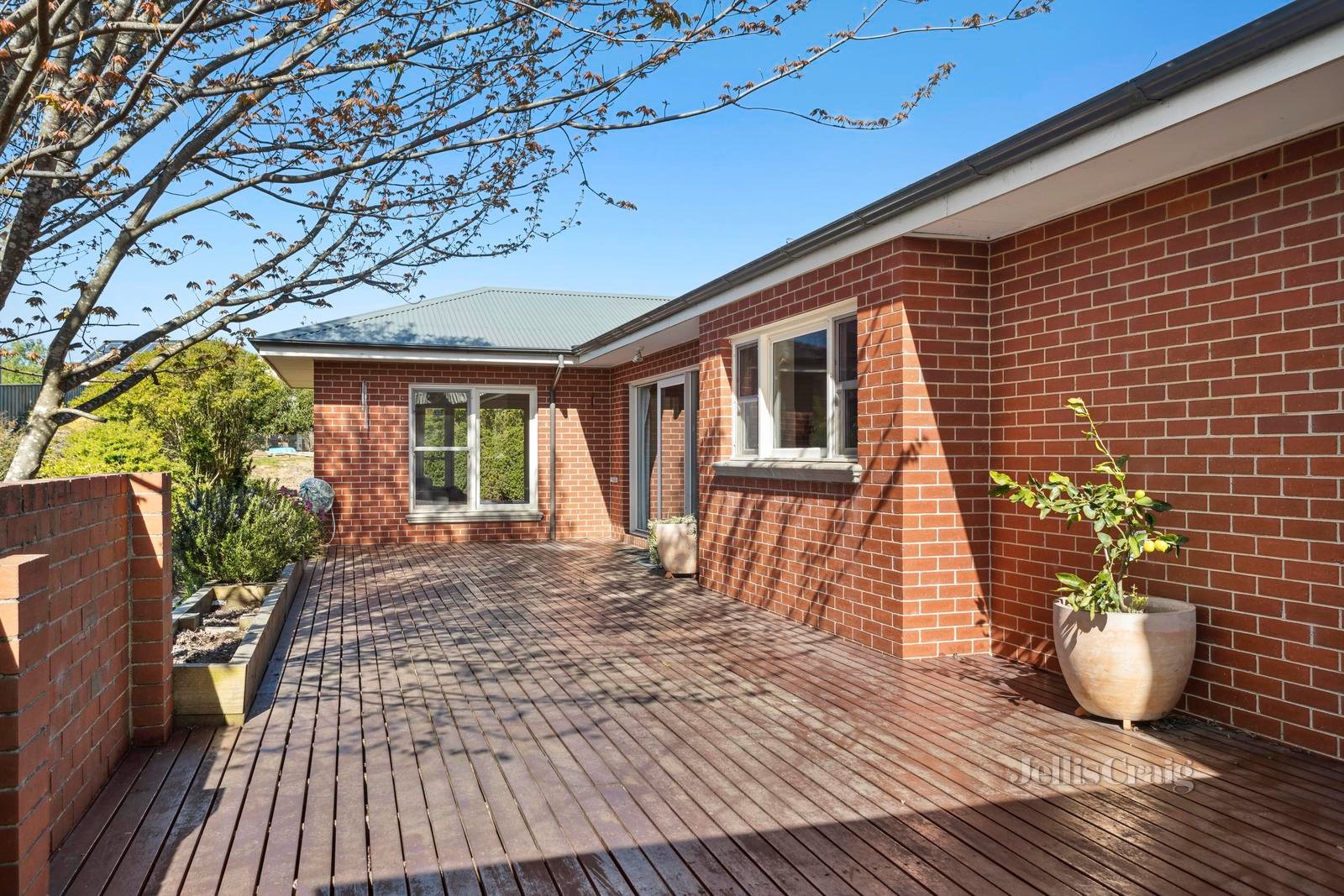 9 Washington Lane, Woodend image 8