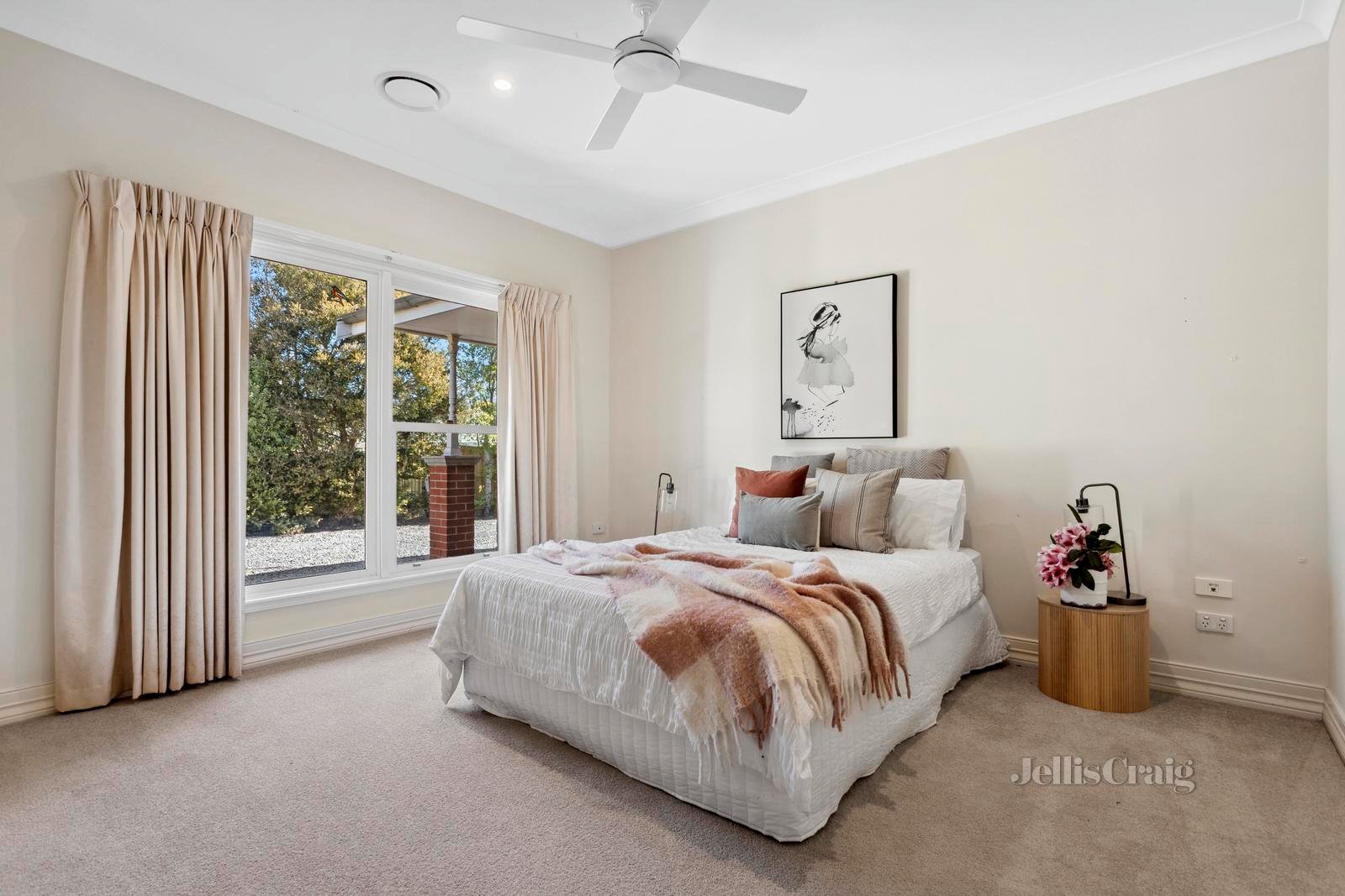 9 Washington Lane, Woodend image 14