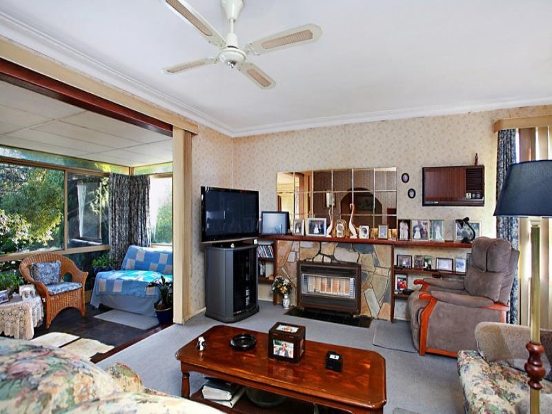 9 Wattle Valley Road, Mitcham image 3