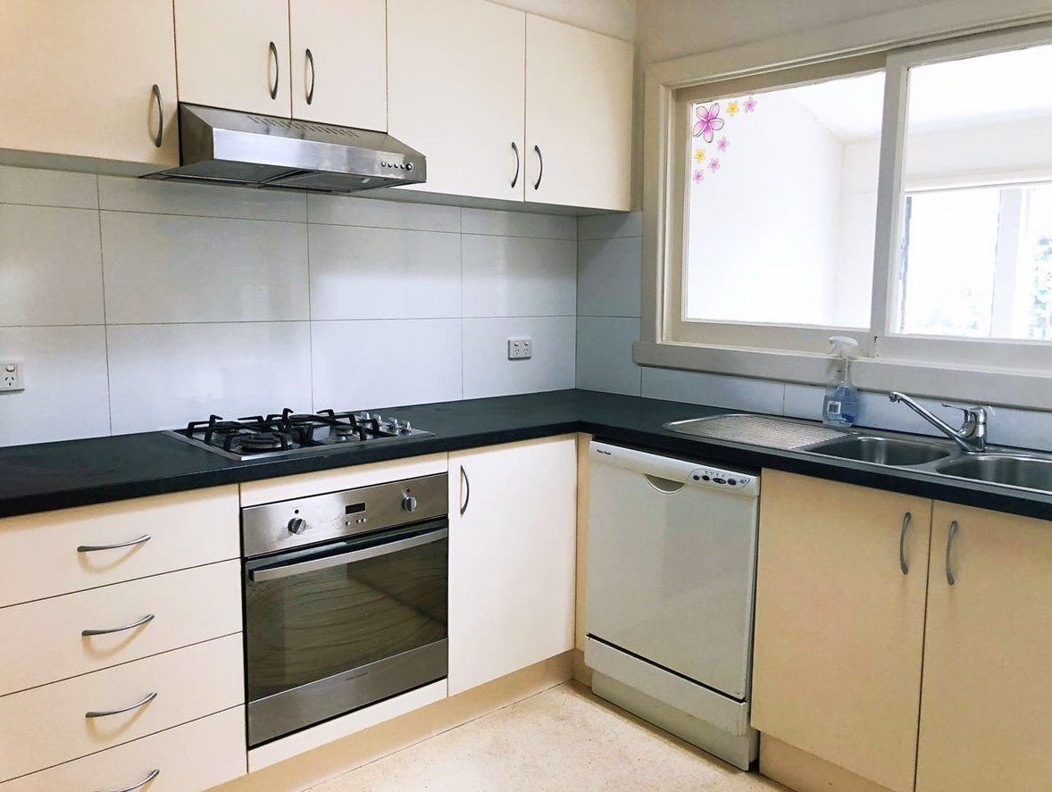 9 Wellington Road, Box Hill image 1