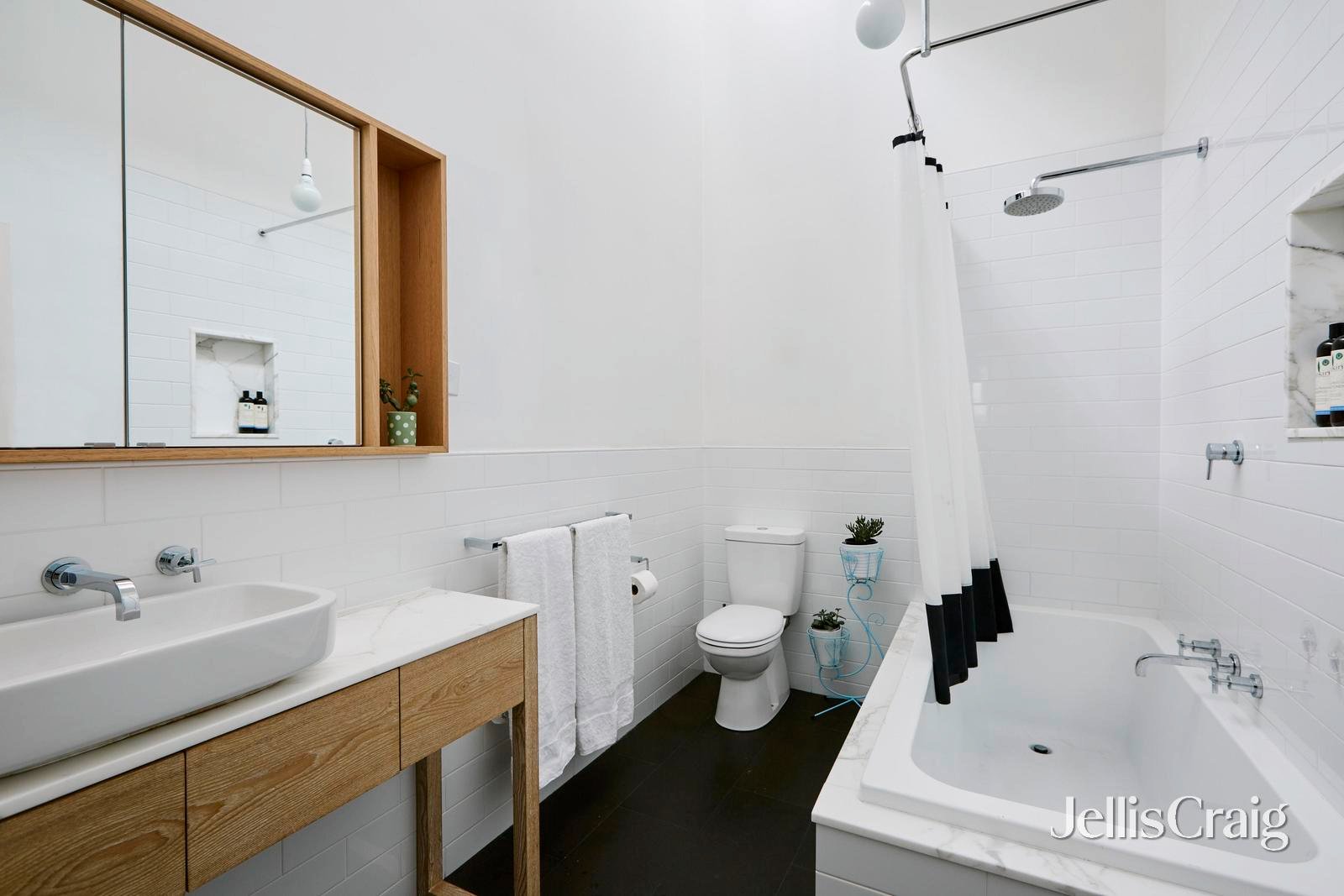 9 Westfield Street, Northcote image 6