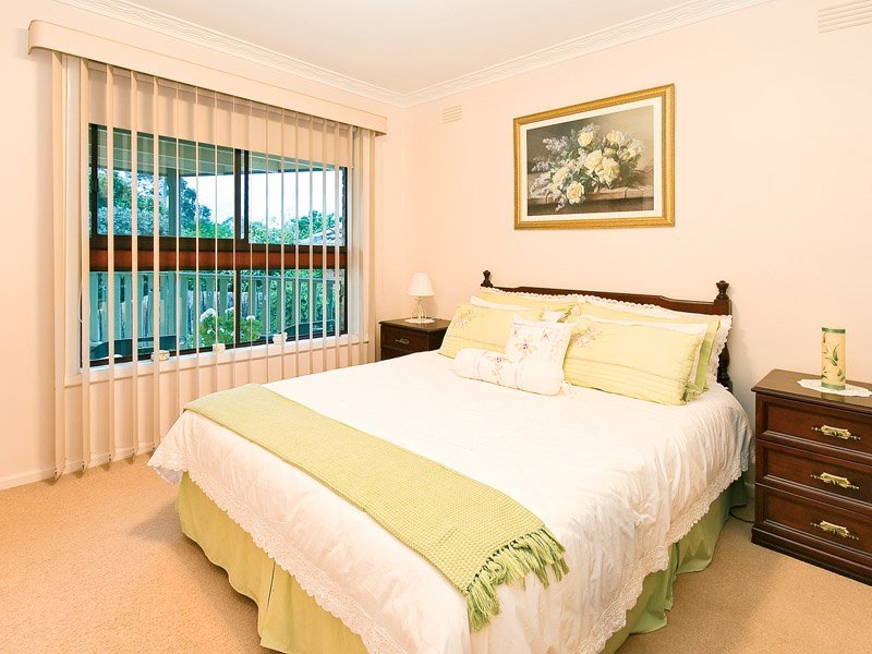 9 White Court, Nunawading image 5