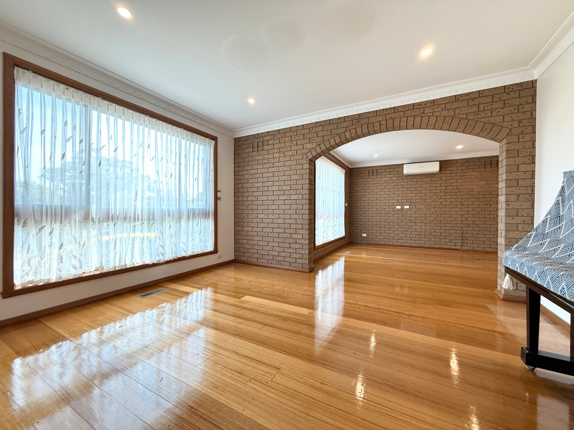 9 Wilton Way, Doncaster image 2