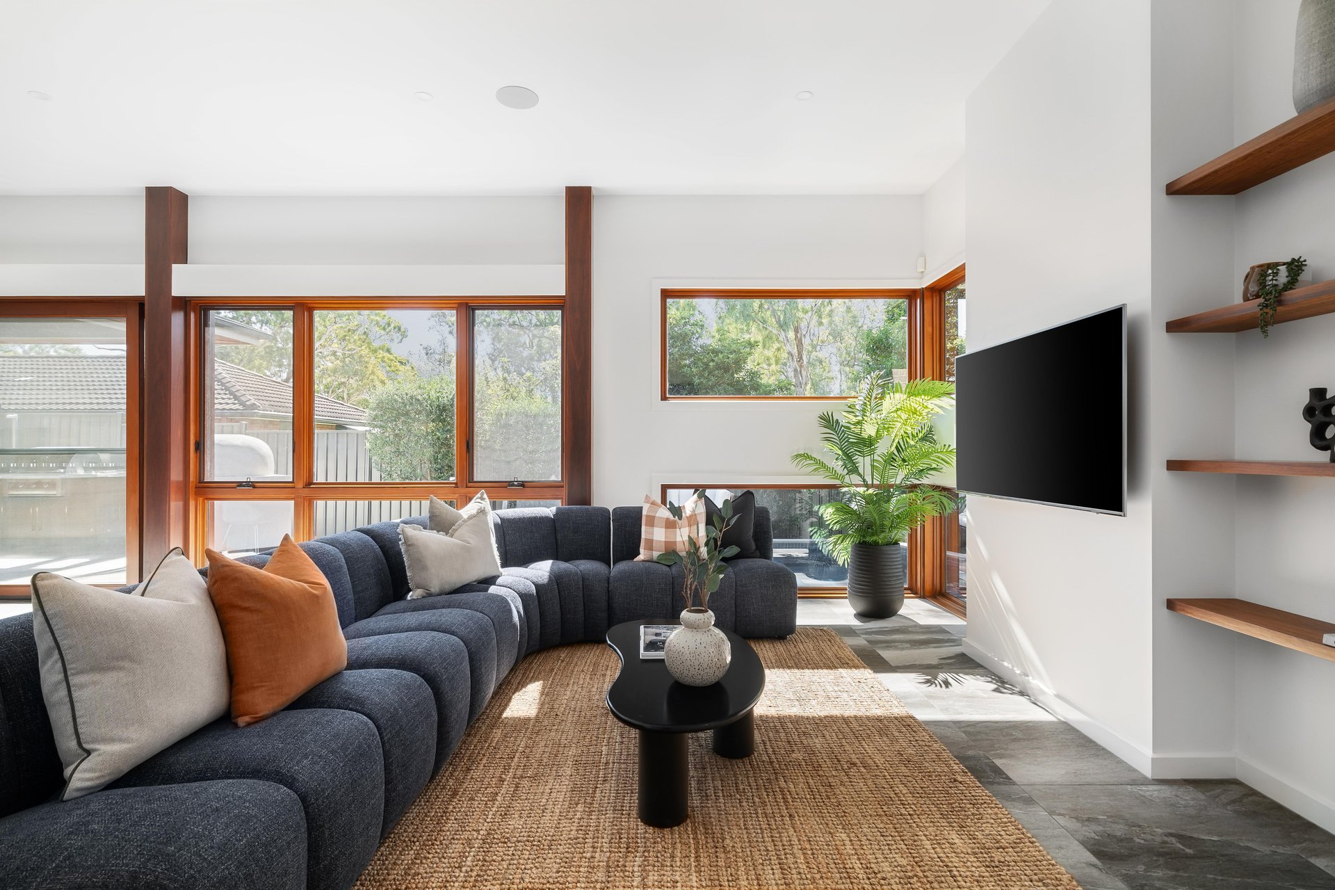 9 Woodland Grove, Montmorency image 3