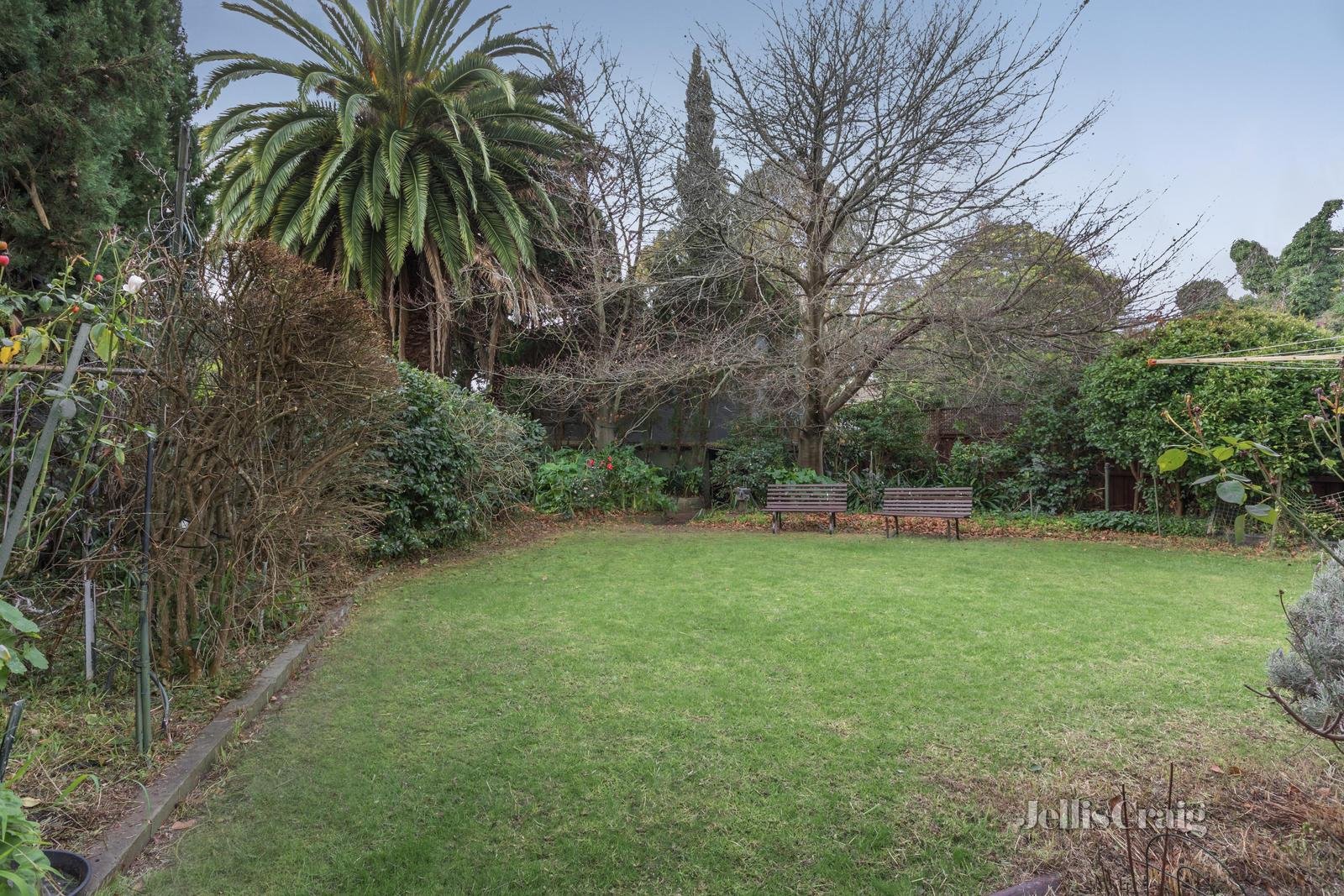 9 Woodlands Avenue, Camberwell image 6