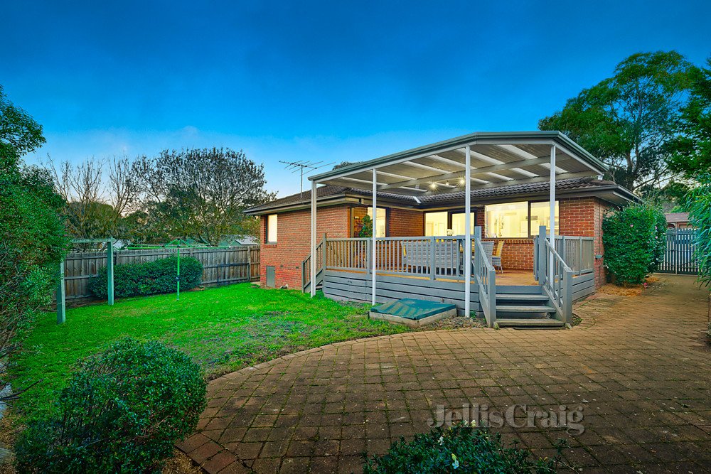 9 Woody Link, Croydon image 9