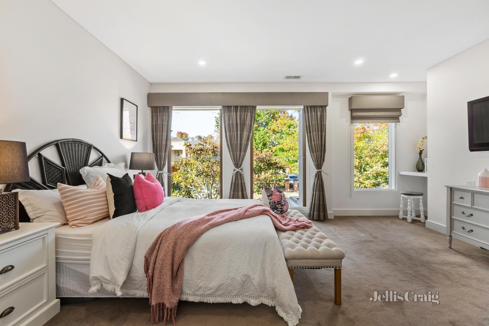 9 Wynette Avenue, Balwyn image 11