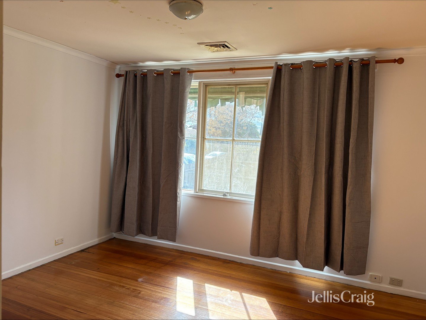9 Yarrabee Drive, Hoppers Crossing image 3