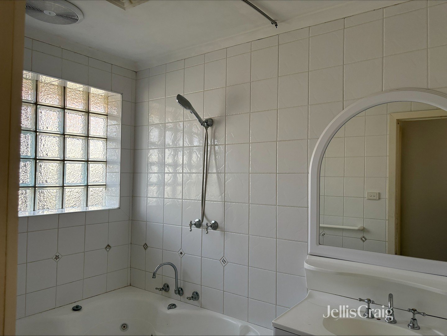 9 Yarrabee Drive, Hoppers Crossing image 5