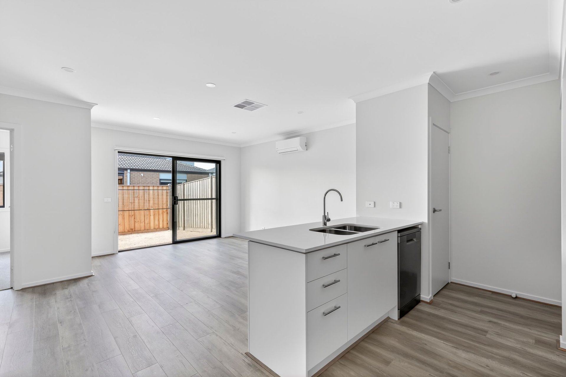 9 Yildiz Street, Charlemont image 6