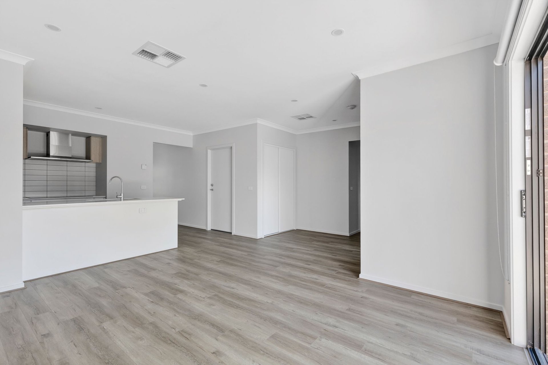 9 Yildiz Street, Charlemont image 4