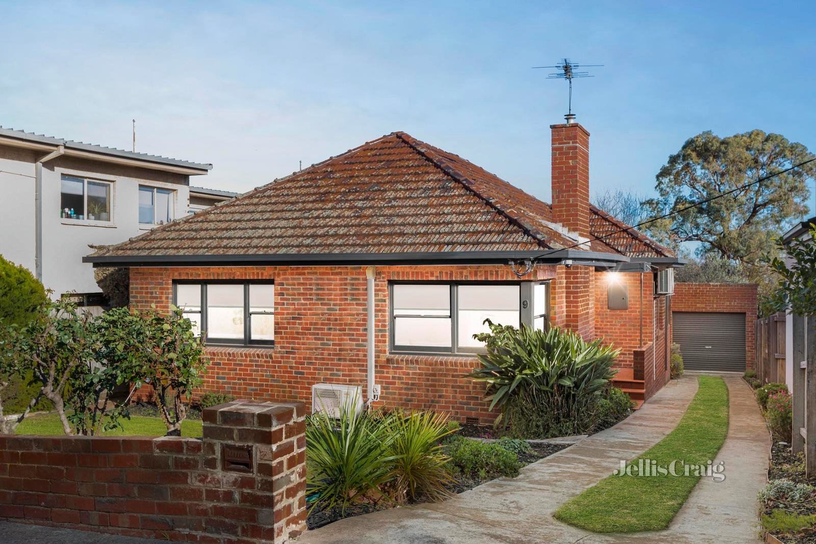 9 York Street, Moonee Ponds image 1