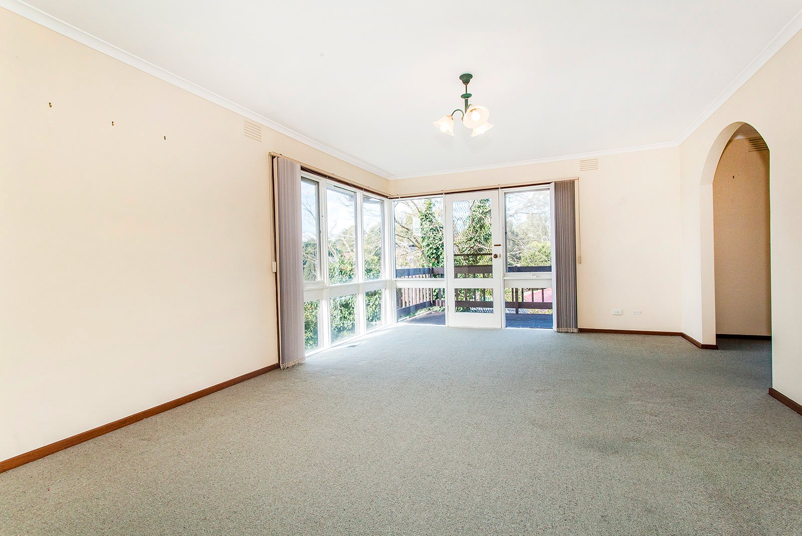 Property Gallery Thumbnail 4