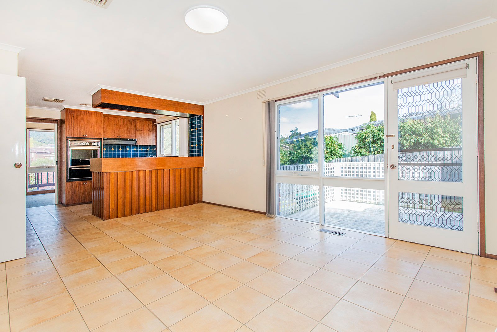 Property Gallery Thumbnail 3