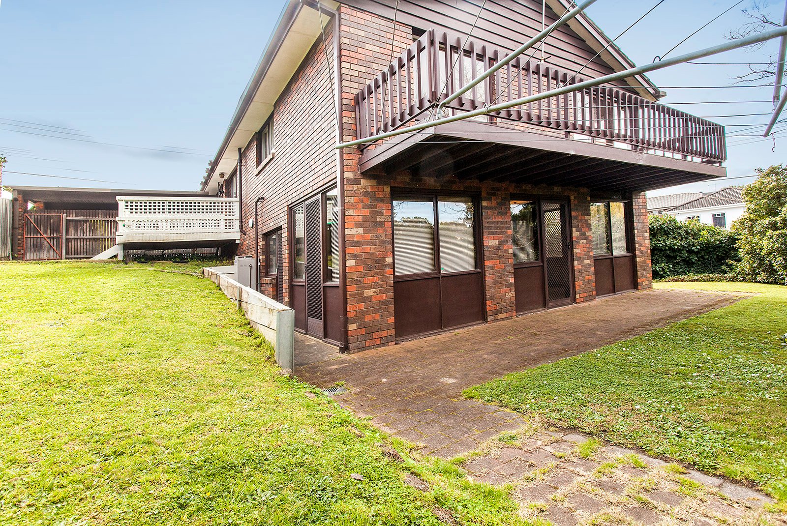 Property Gallery Thumbnail 10