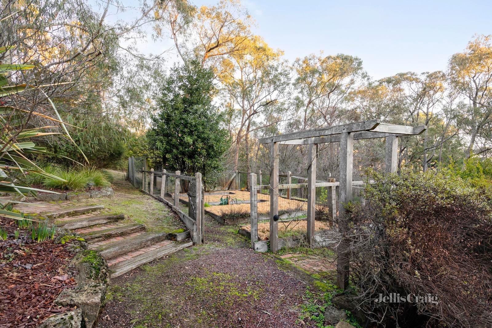 90 Clintons Road, Smiths Gully image 17
