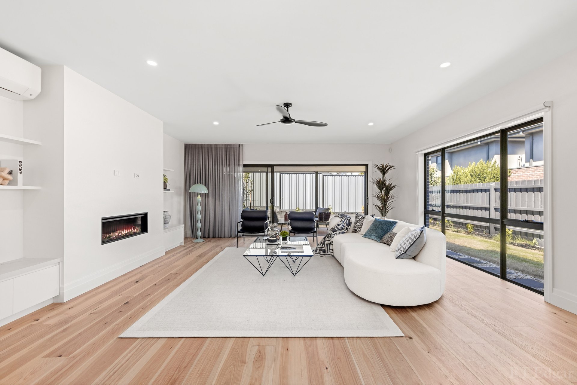 Property Gallery Thumbnail 3