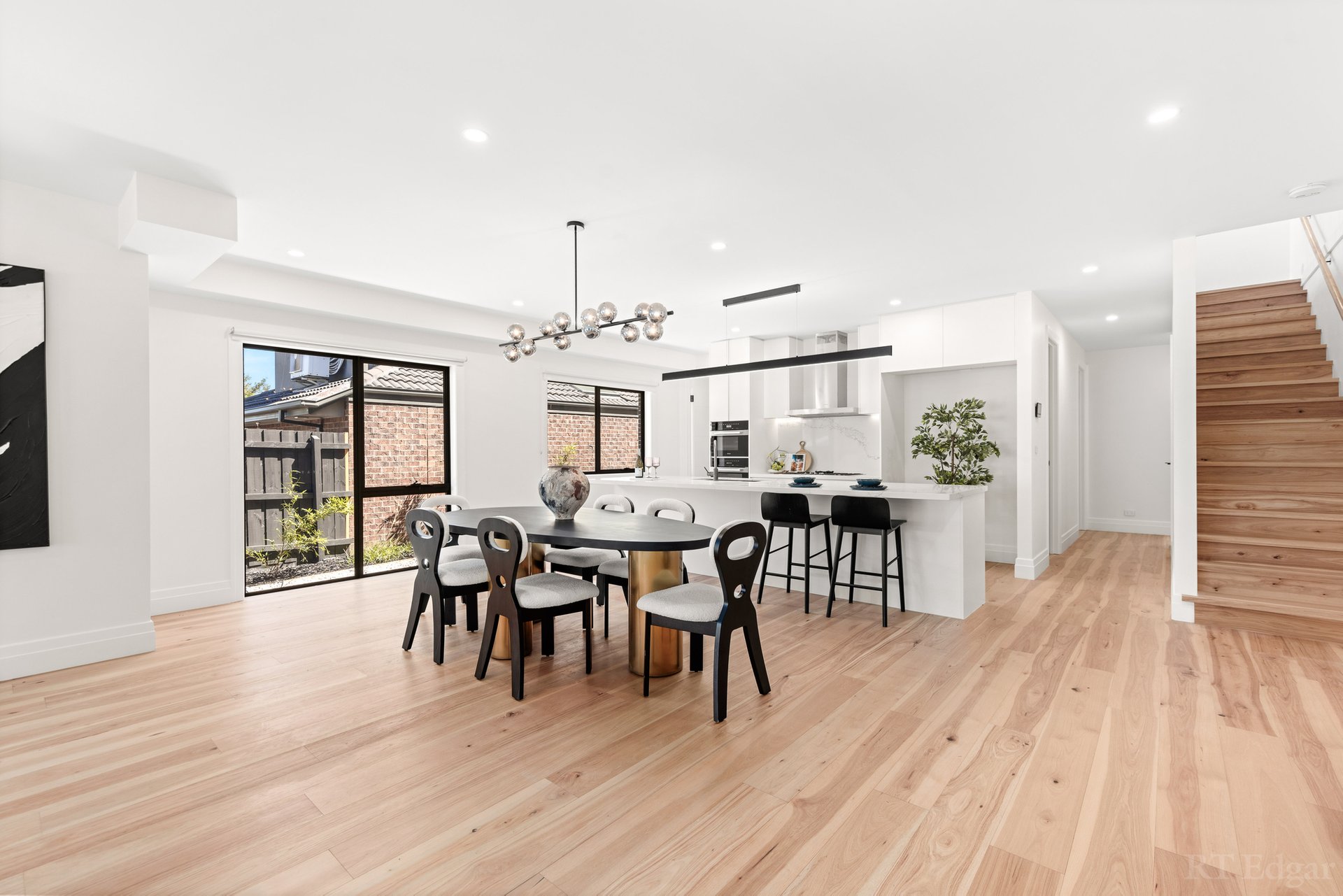 Property Gallery Thumbnail 5