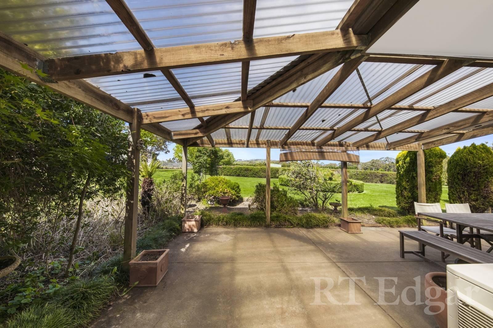 Property Gallery Thumbnail 11