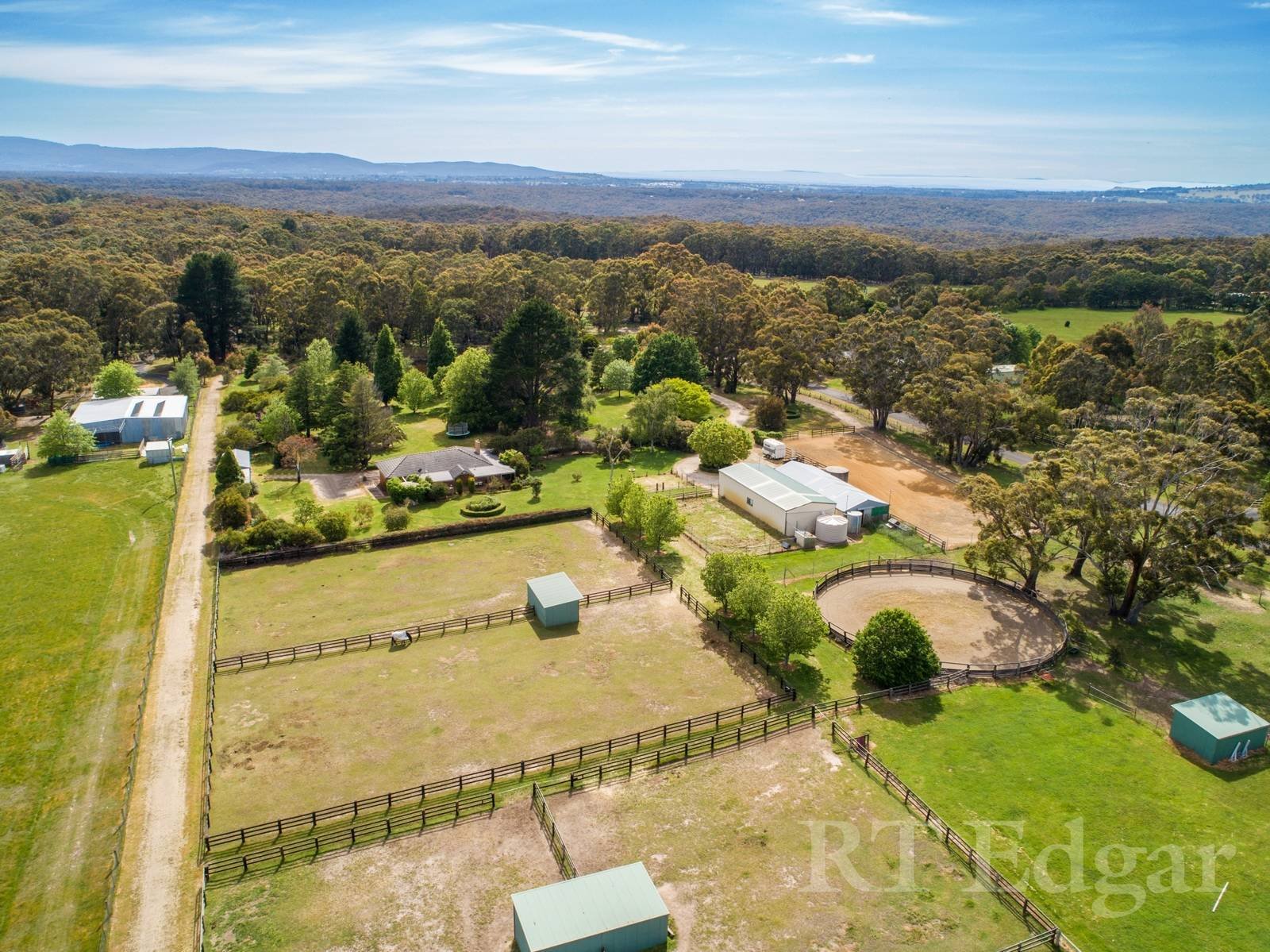 Property Gallery Thumbnail 12