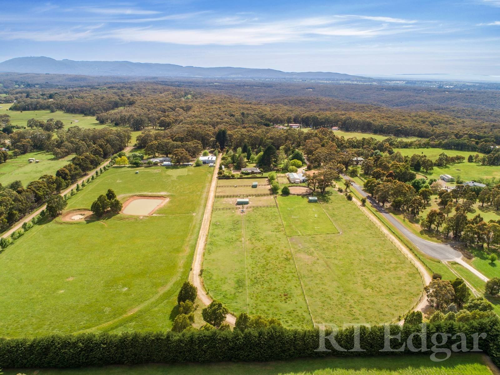 Property Gallery Thumbnail 13