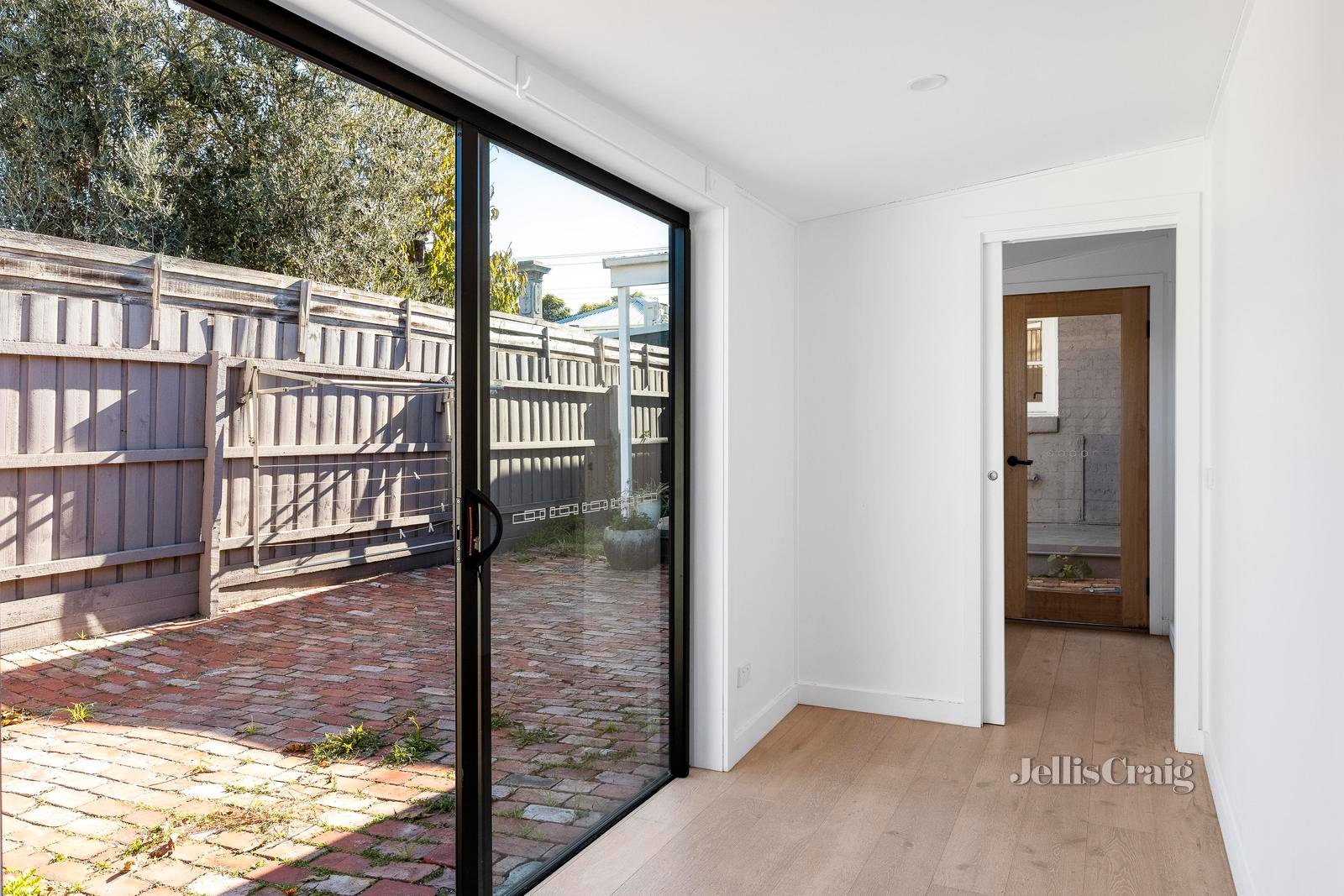 90 Kent Street, Richmond image 8