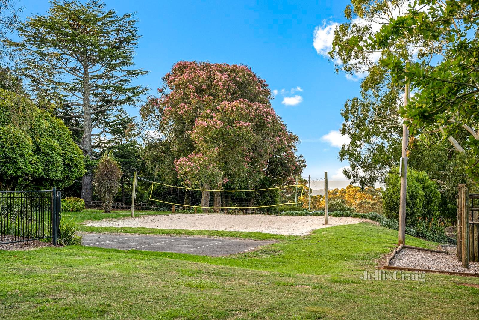 90 Lewis Road, Silvan image 12