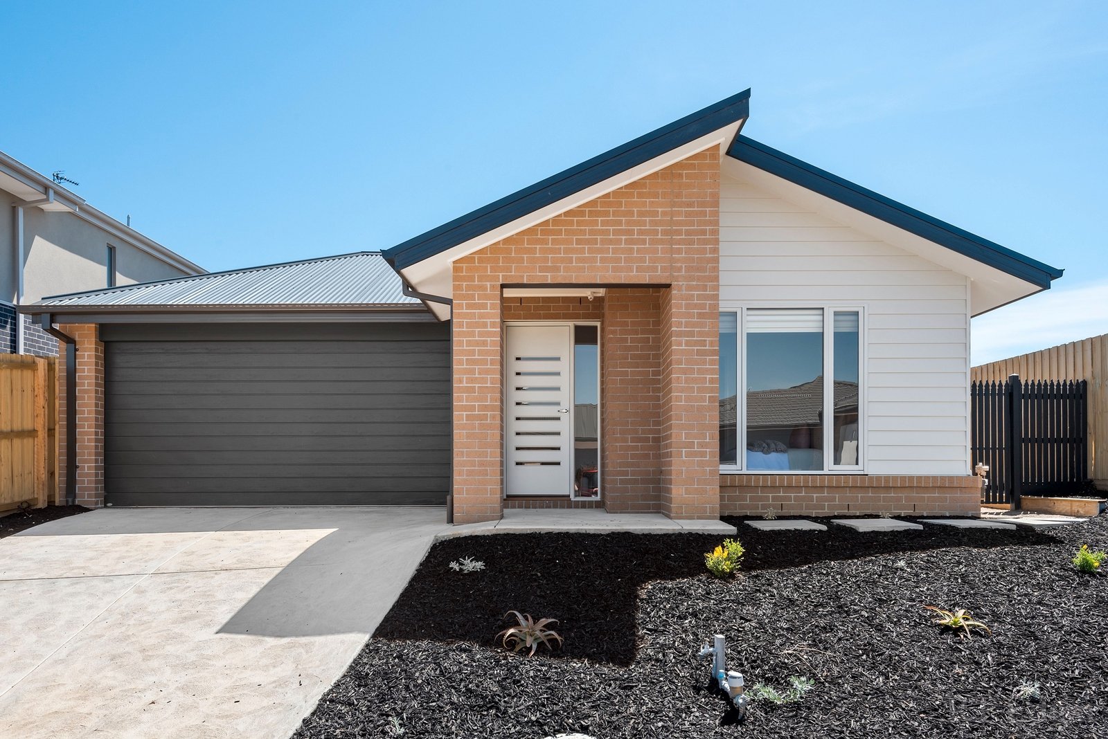 Property Gallery - Main Image