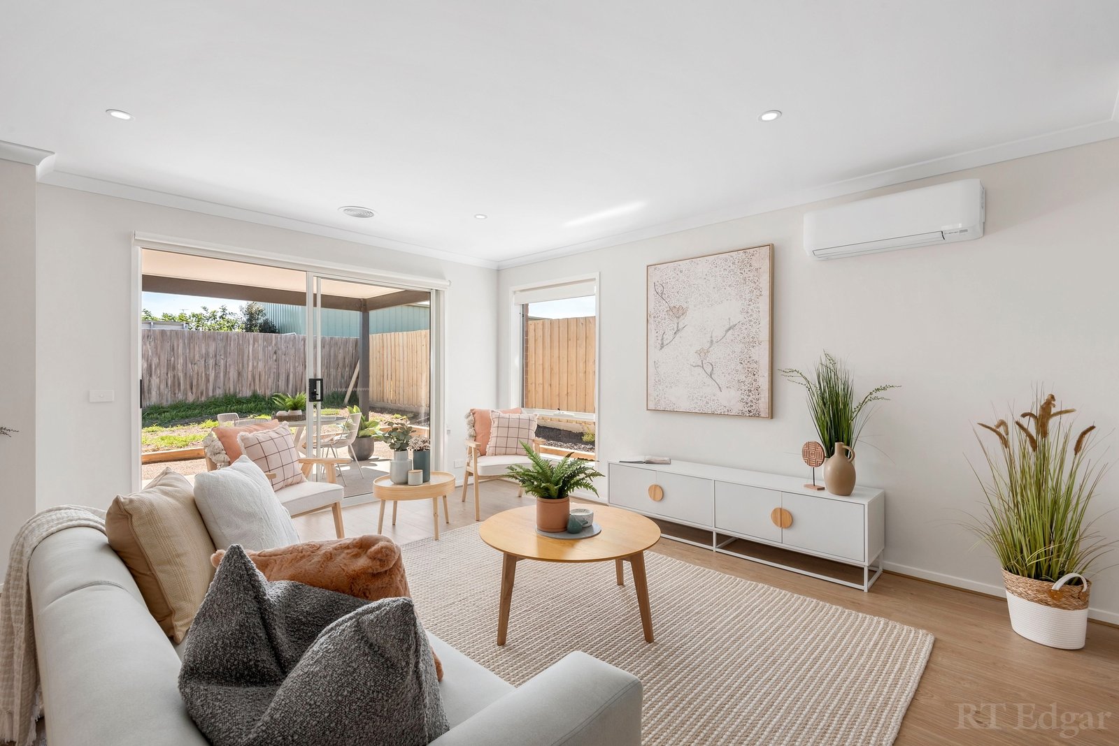 Property Gallery Thumbnail 6