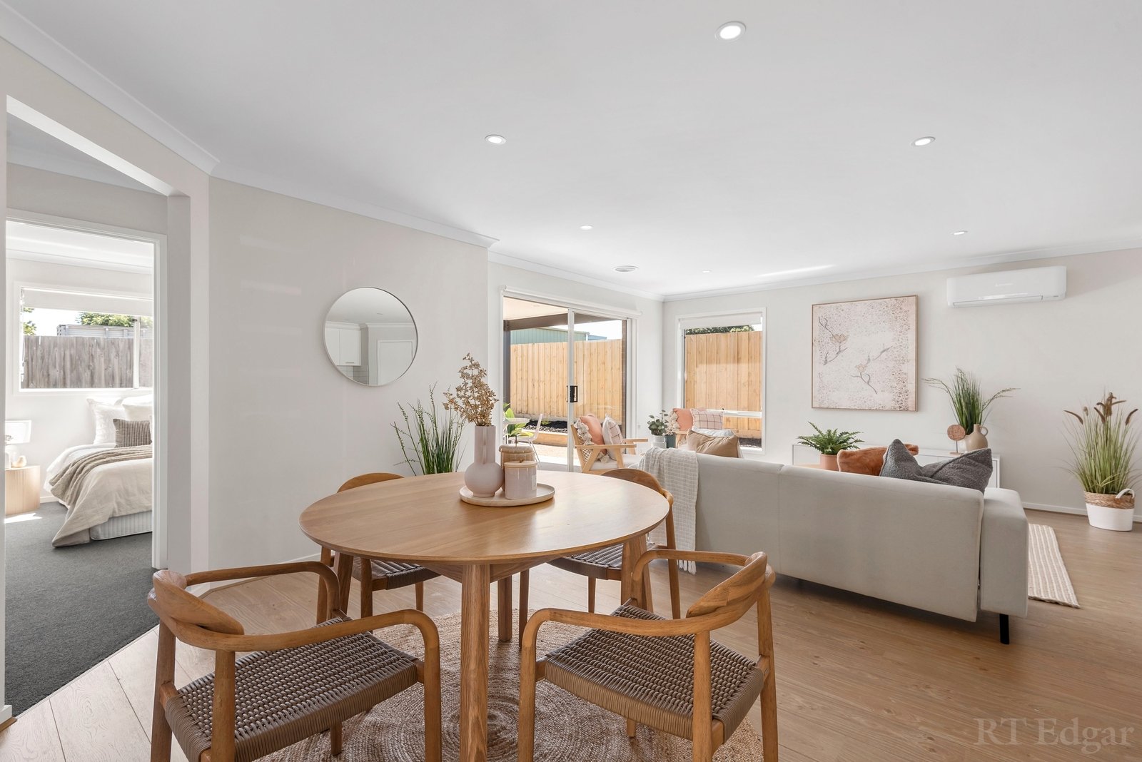 Property Gallery Thumbnail 7
