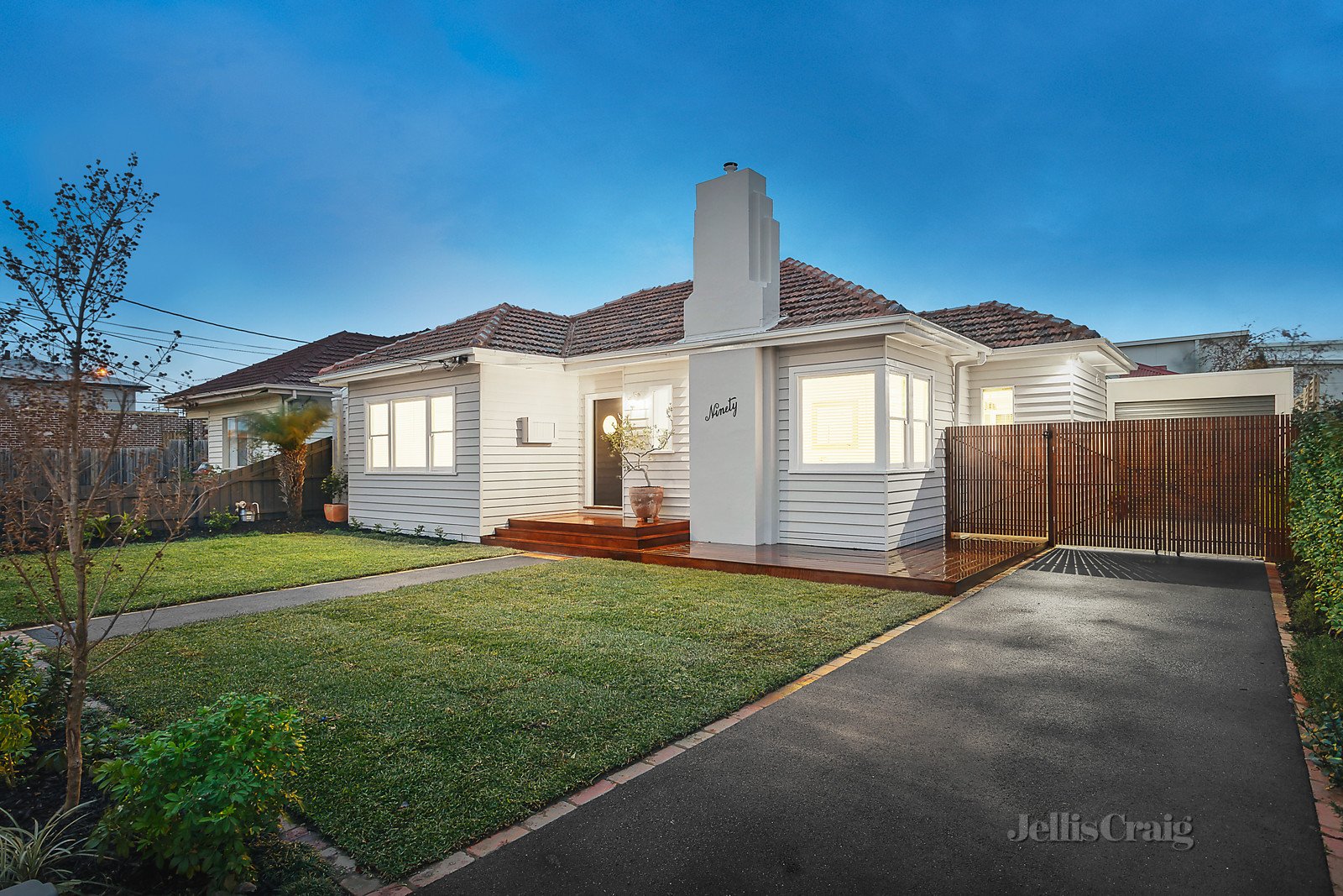 90 Paloma Street, Bentleigh East image 1