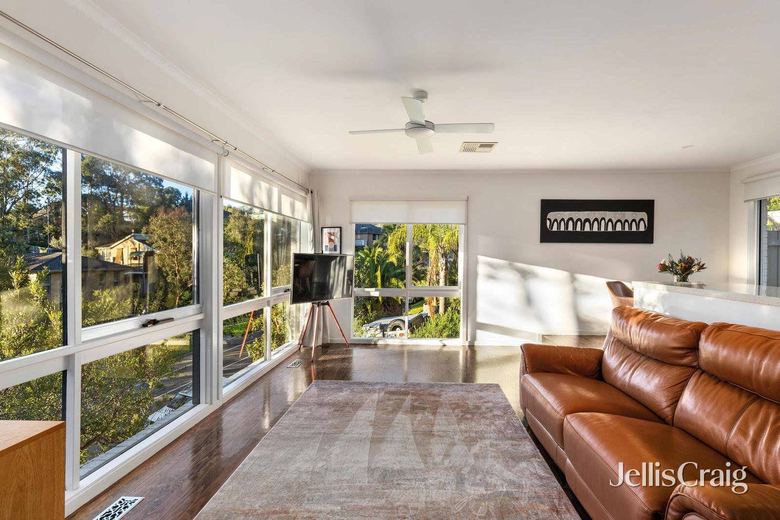 90 Plenty River Drive, Greensborough image 2
