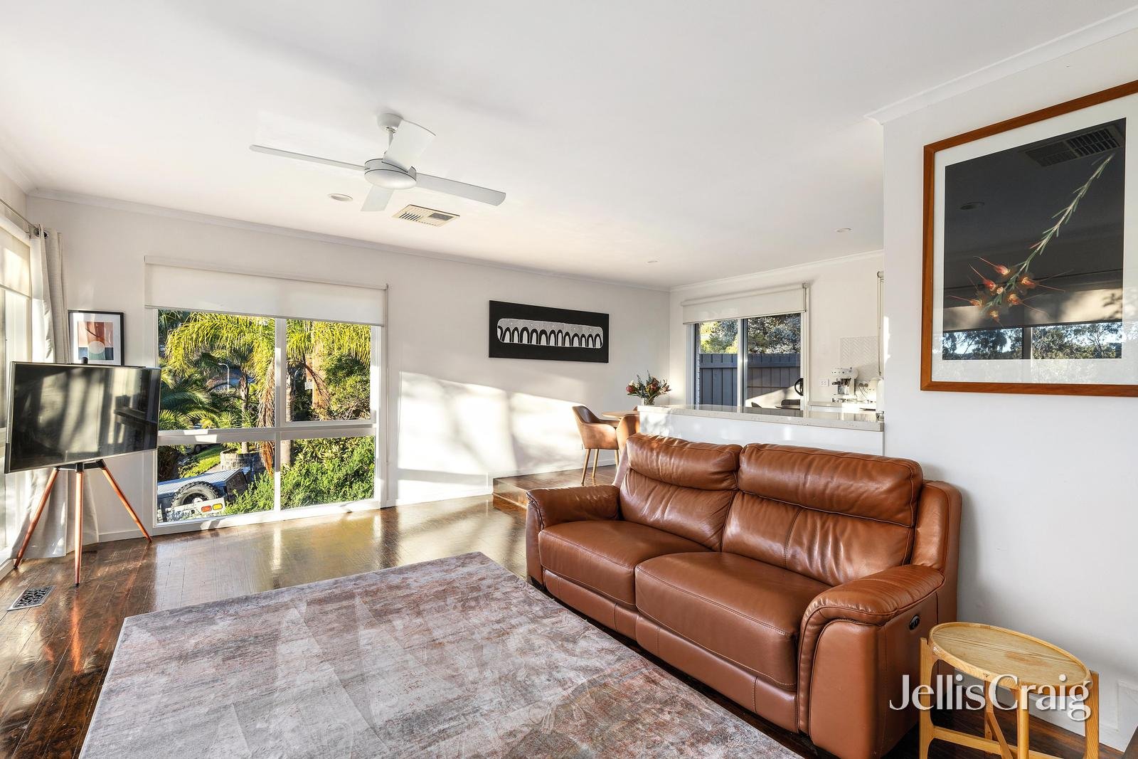 90 Plenty River Drive, Greensborough image 8