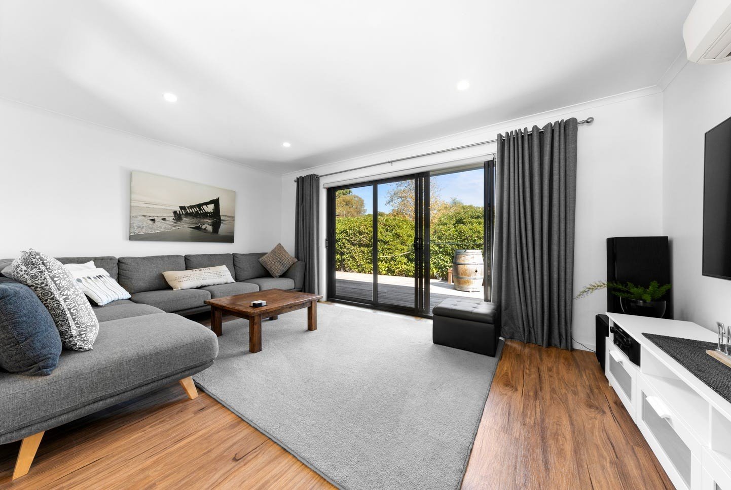 90 Rosedale Grove, Frankston South image 3